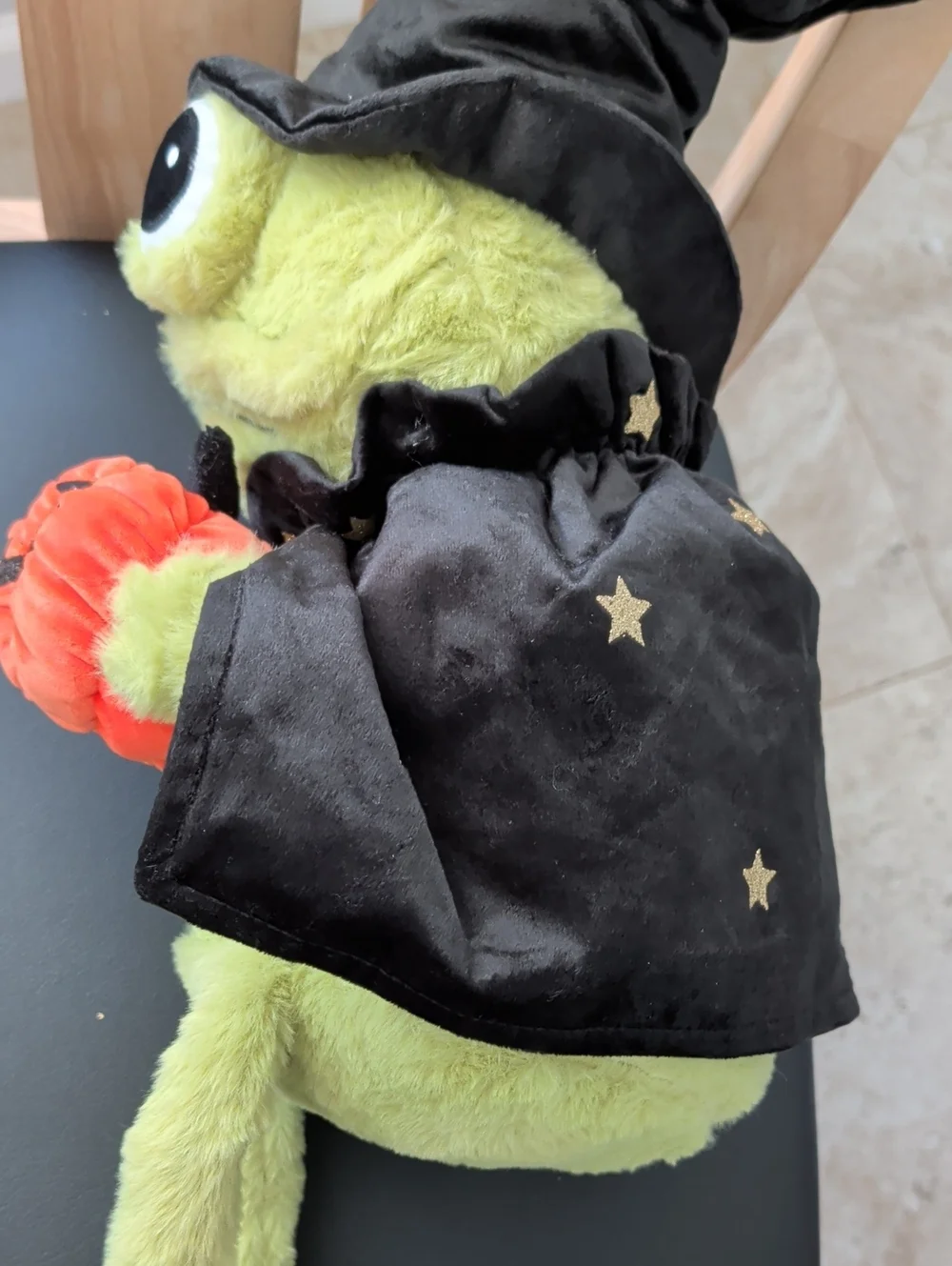 Moonlight Manor Wizard Frog Plush NWT